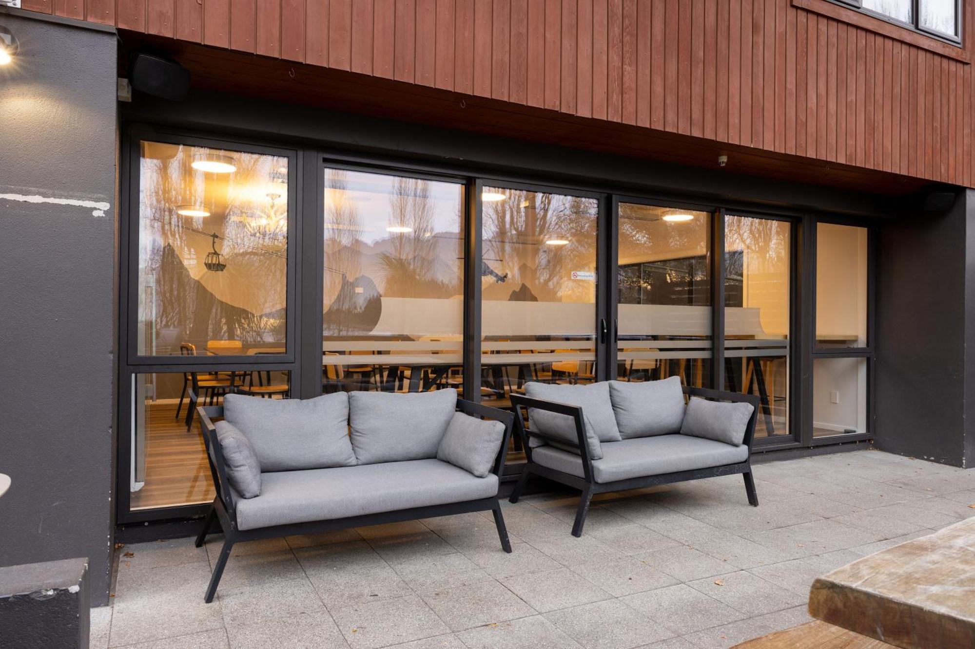 Haka House Queenstown Lakefront Exterior photo