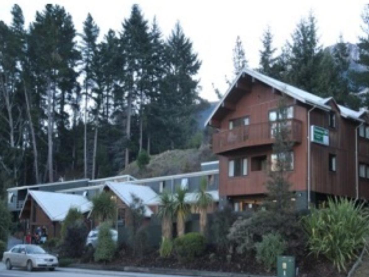 Haka House Queenstown Lakefront Exterior photo